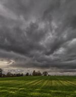 Sorgt ein markanter Wettersturz für ein herbstlich turbulenten Wetterauftakt im Oktober?